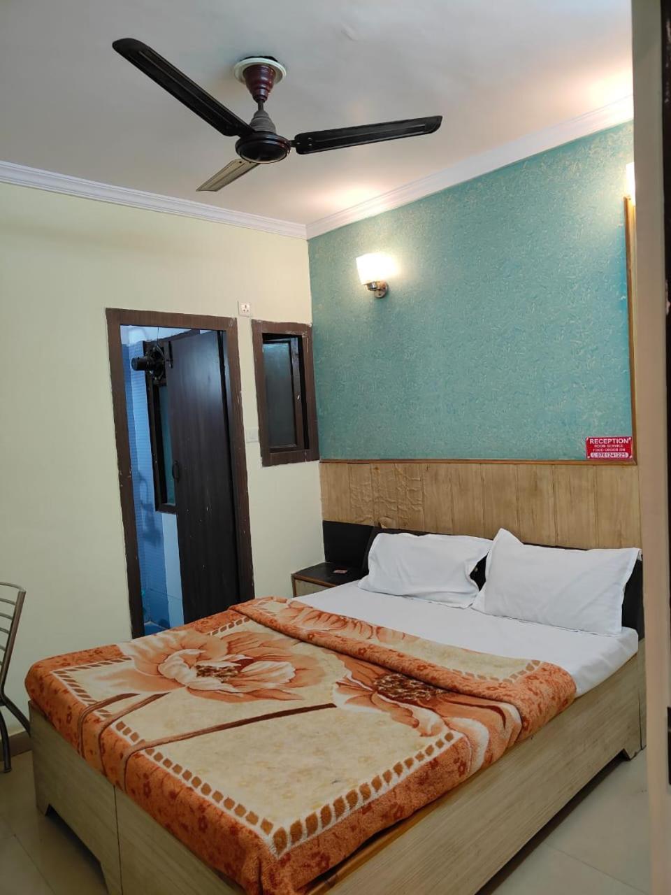 Hotel Shaurya Haridwār Екстериор снимка