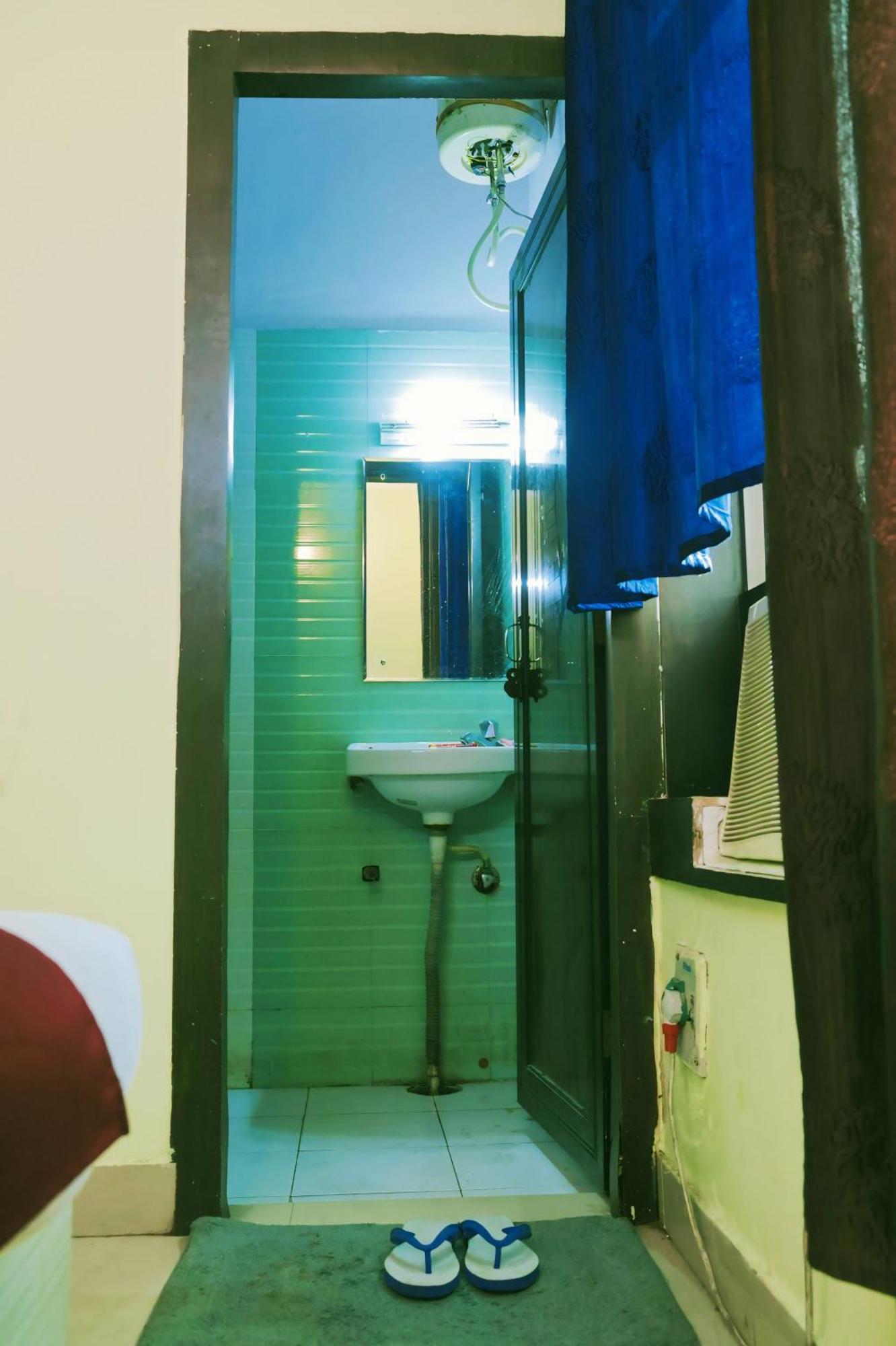 Hotel Shaurya Haridwār Екстериор снимка